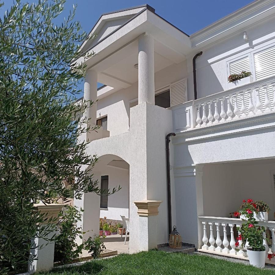 Villa Kurti Durres Exterior photo