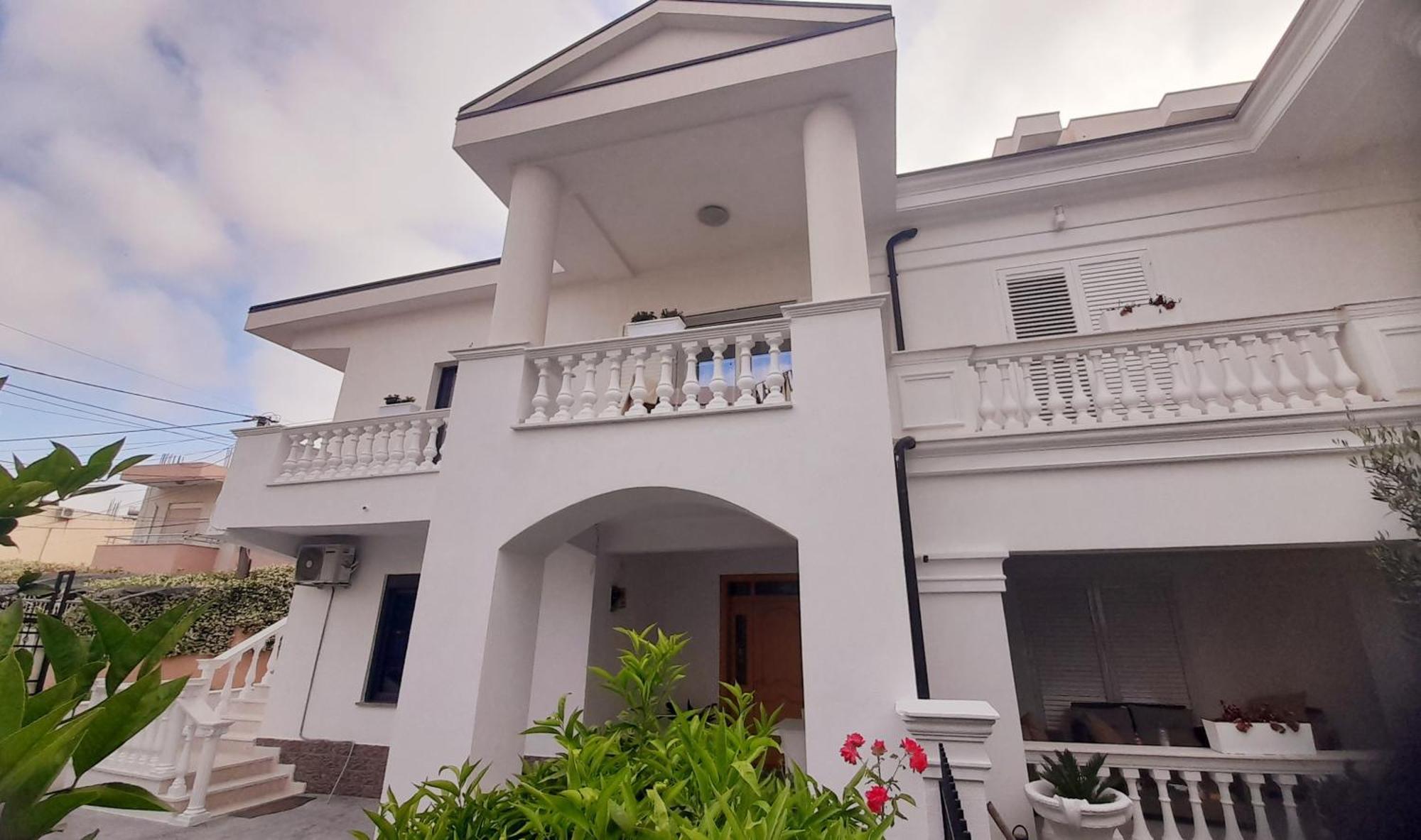 Villa Kurti Durres Exterior photo